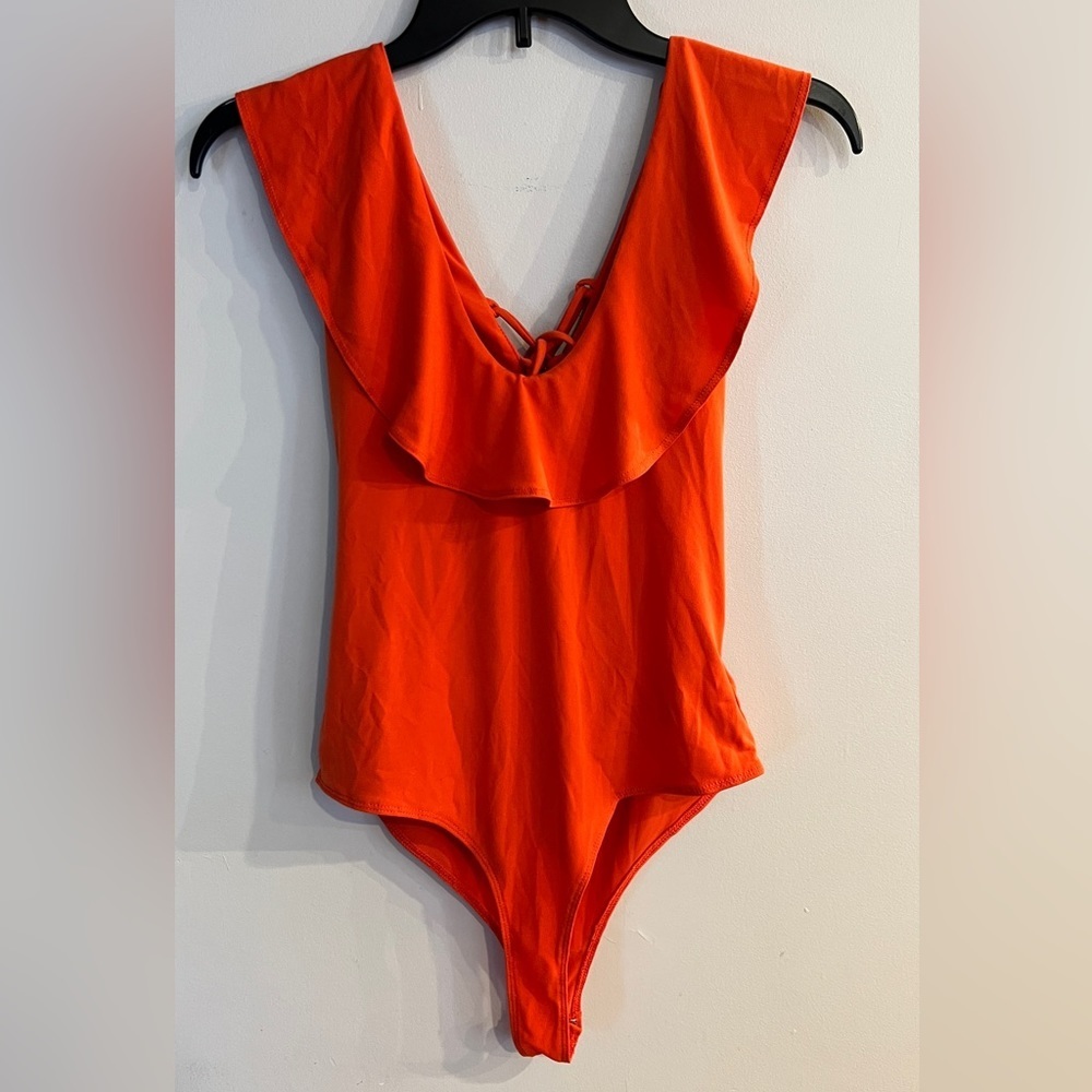 BCBGENERATION Women’s Red Orange Ruffle Popover Bodysuit Size S
